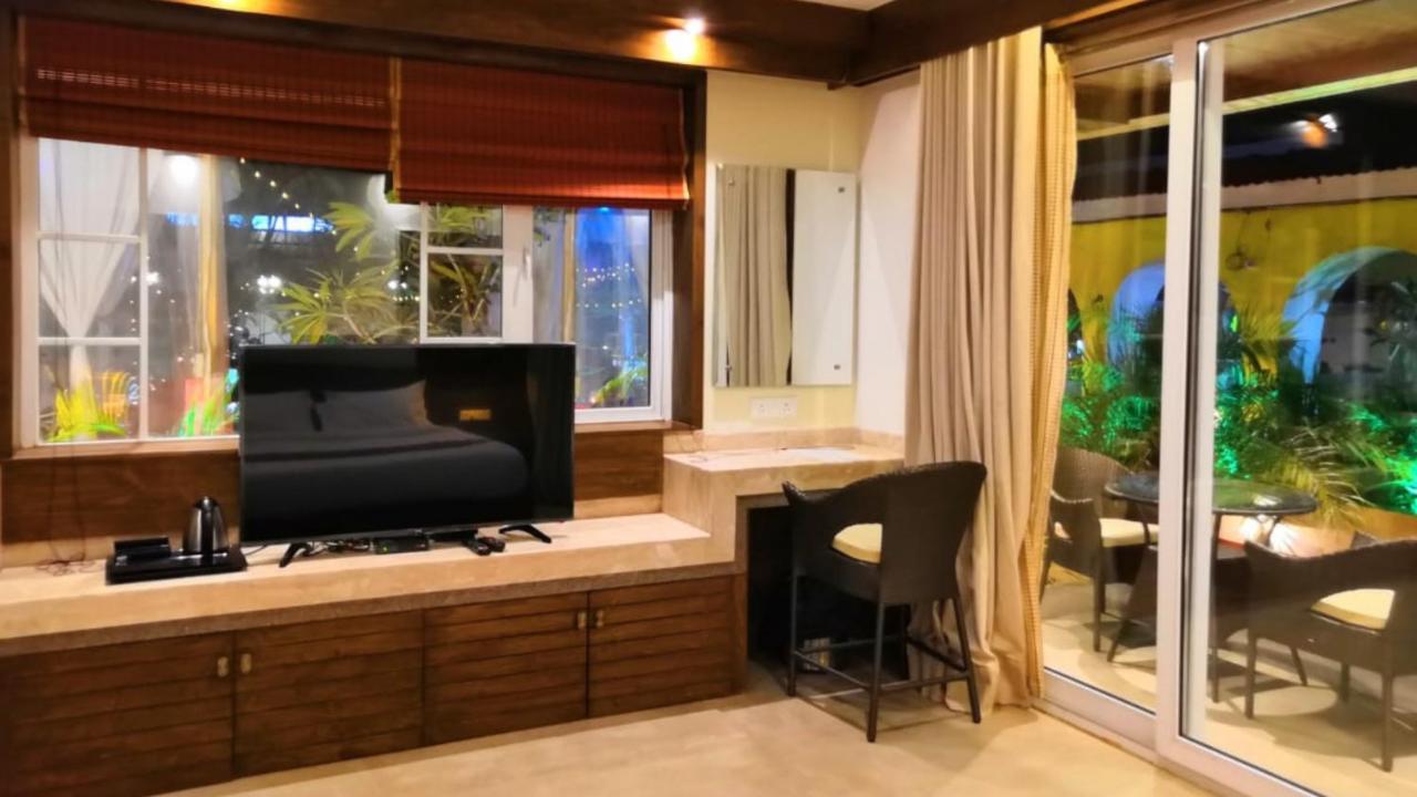 Shivers Oasis Luxury Boutique Resort 坎多林 外观 照片